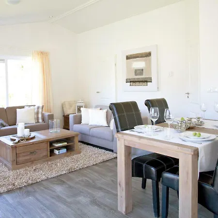 Holiday Droompark Buitenhuizen.38 Prázdninový dům *